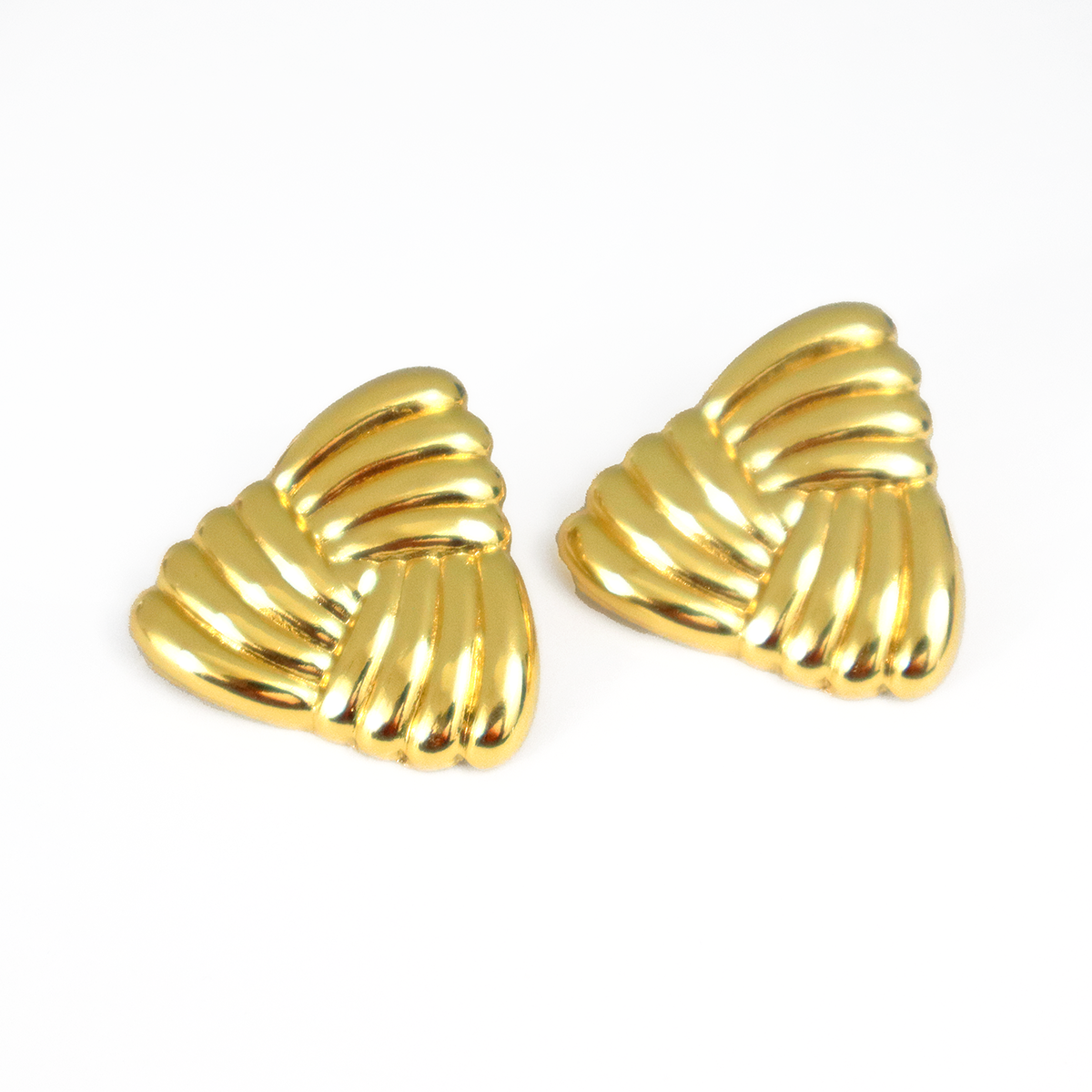 Aretes Triángulos Entrelazados Dorados