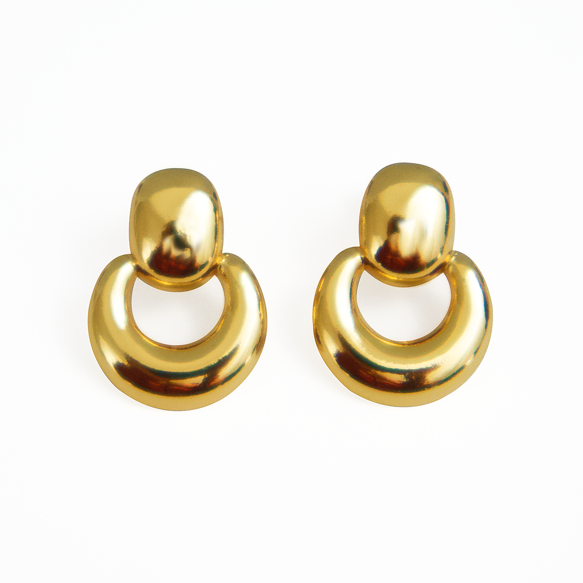 Aretes Mini Bola y Círculo Dorados