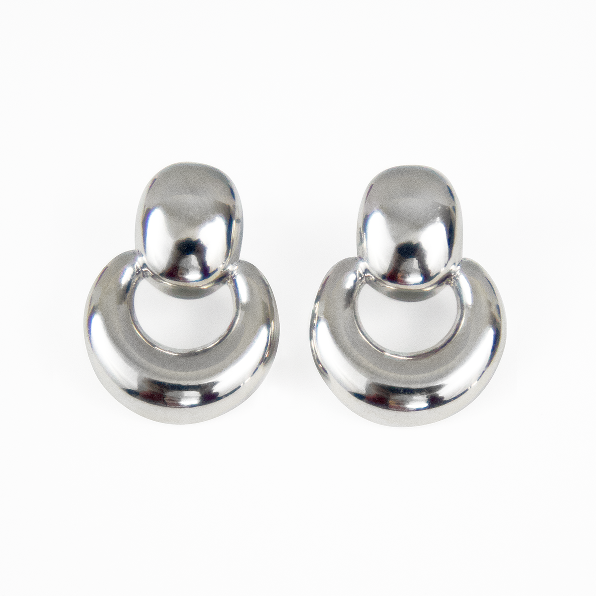 Aretes Mini Bola y Círculo Plateados