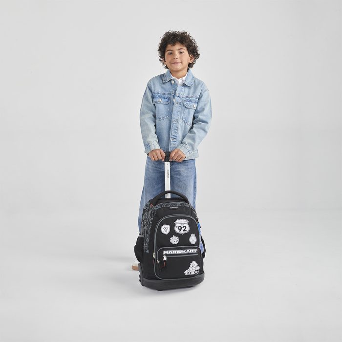 Mochila Negra con Ruedas Mario Bros Chenson Racer - Imagen 8